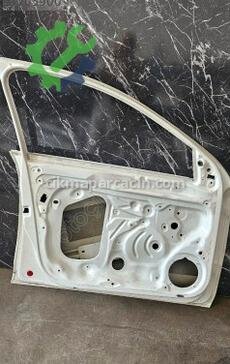 Skoda Rapid Sol Ön Kapı 5JA831051C çıkma parça