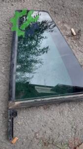 skoda rapit çıkma  sol arka kelebek camı