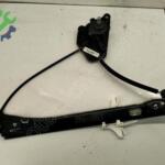 SKODA RAPİT SAĞ ARKA CAM KRİKOSU ÇIKMA PARÇA