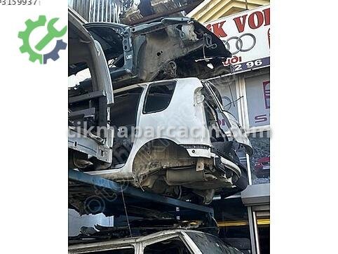Skoda Roomster Arka Çamurluk çıkma parça