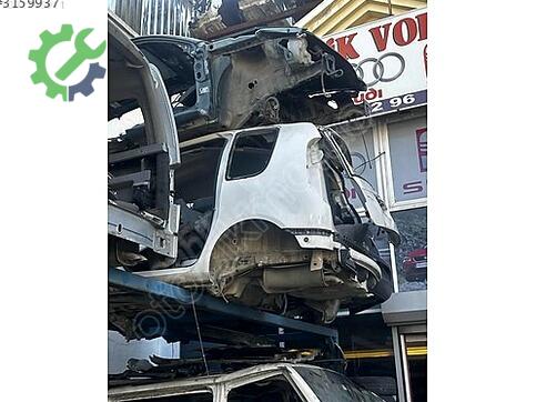 Skoda Roomster Arka Çamurluk çıkma parça