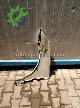 Skoda Scala Sağ Ön Çamurluk çıkma parça