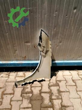 Skoda Scala Sağ Ön Çamurluk çıkma parça