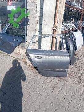 Skoda Scala Sağ Arka Kapı çıkma parça