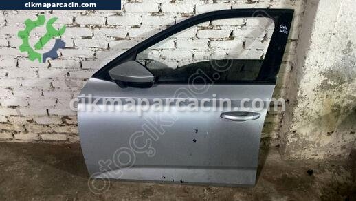 Skoda Scala Sol Ön Kapı çıkma parça
