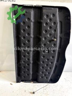 Skoda Superb Bagaj Rafı çıkma parça