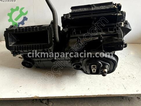 Skoda Superb Kalorifer Kutusu çıkma parça