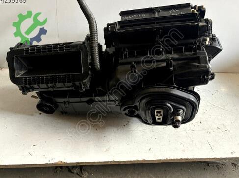 Skoda Superb Kalorifer Kutusu çıkma parça