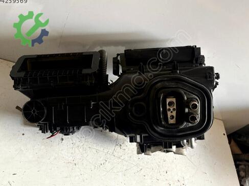 Skoda Superb Kalorifer Kutusu çıkma parça