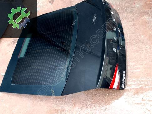 Skoda Superb Bagaj Kapağı çıkma parça