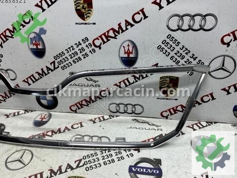 Skoda Superb Ön Panjur 3V0853761 çıkma parça