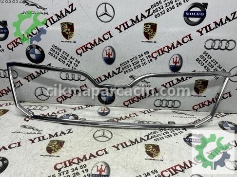 Skoda Superb Ön Panjur 3V0853761 çıkma parça