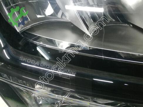 Skoda Superb LED Far çıkma parça