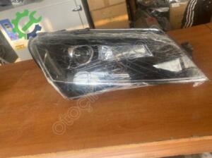 Skoda süper b sağ ön far çıkma