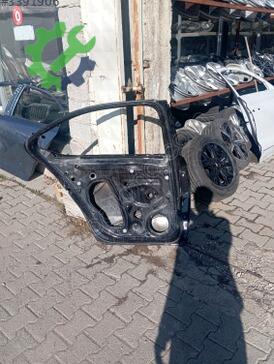 Skoda Superb Sol Arka Kapı çıkma parça