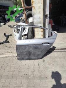 Skoda Super b sol arka kapı 2024 2025