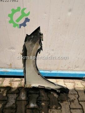 Skoda Superb Sol Ön Çamurluk çıkma parça