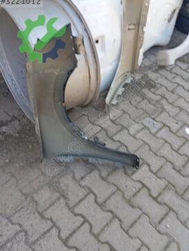 Skoda Superb Sol Ön Çamurluk çıkma parça