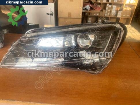 Skoda Superb Sol Ön Far çıkma parça