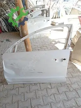 Skoda Superb Sol Ön Kapı çıkma parça