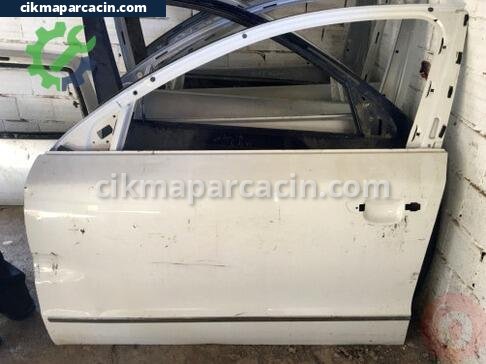 Skoda Superb Sol Ön Kapı çıkma parça