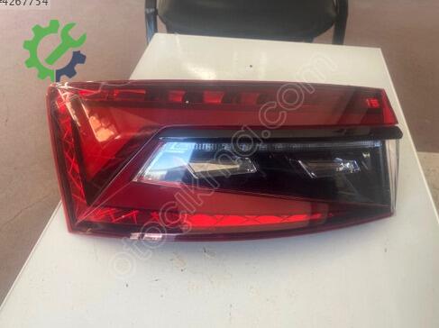 Skoda Superb Sağ Arka Stop çıkma parça