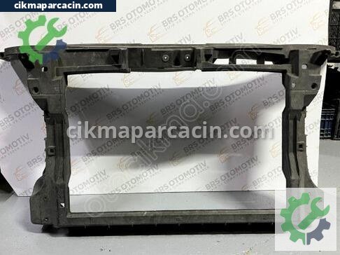 Skoda Superb Ön Panel çıkma parça