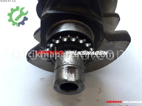 Skoda Superb Krank Mili çıkma parça