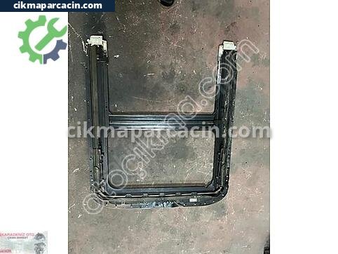 Skoda 120 Sunroof çıkma parça