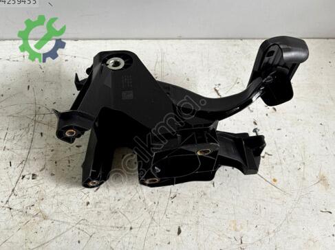 Skoda Superb Pedal 762326149218 çıkma parça
