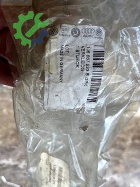 Volkswagen Bora Trim 1J5867233B çıkma parça