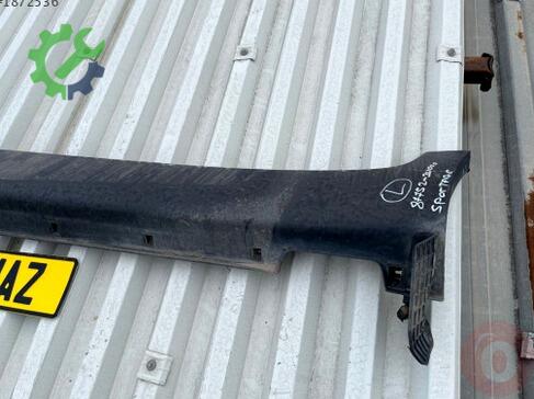 Kia Sportage Bakalitler 877523U000 çıkma parça