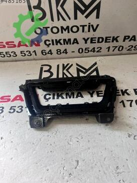 SsangYong Musso Sis Farı Çerçevesi çıkma parça