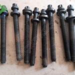 SSANGYONG KYRON SİLİNDİR KAPAK CIVATALARI