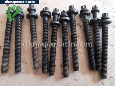 SsangYong Kyron Silindir Kapağı çıkma parça