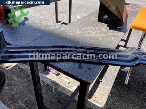Volkswagen Caddy Tampon Demiri çıkma parça
