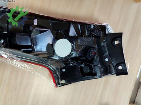 Nissan Qashqai Sağ Arka Stop 26550-HV00A çıkma parça