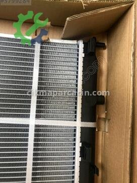 Hyundai Accent Su Radyatörü VALEO-735586 çıkma parça