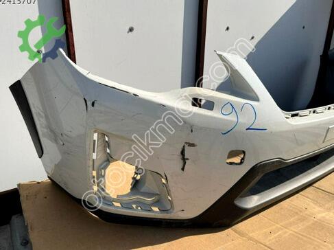 Subaru Forester Ön Tampon 57704SG021 çıkma parça