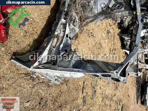 Subaru Forester Sağ Şasi çıkma parça