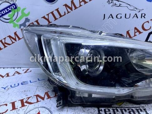 Subaru Outback Sağ Ön Far çıkma parça