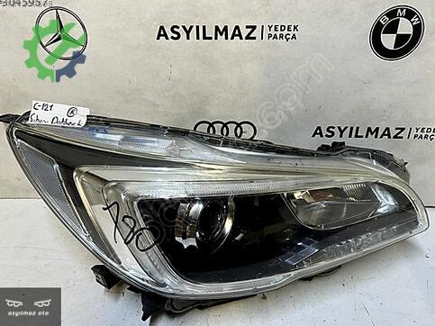 Subaru Outback Sağ Ön Far çıkma parça