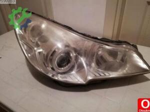 Subaru Qutback çıkma sağ xenon far çıkma yedek parça