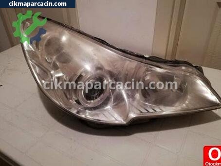 Subaru Outback Xenon Far çıkma parça