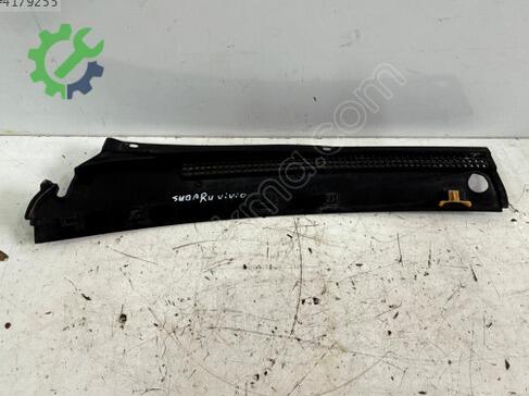 Subaru Vivio Ön Cam Izgarası çıkma parça