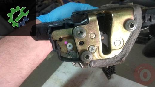Suzuki Vitara Sağ Ön Kapı Kilidi çıkma parça