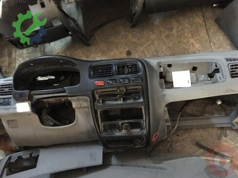 Suzuki Maruti Sol Havalandırma Izgaraları çıkma parça