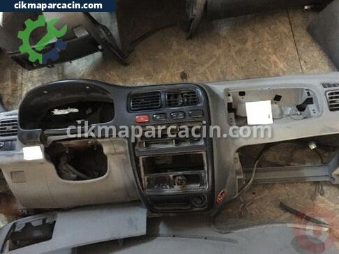 Suzuki Maruti Teyp Çerçevesi çıkma parça