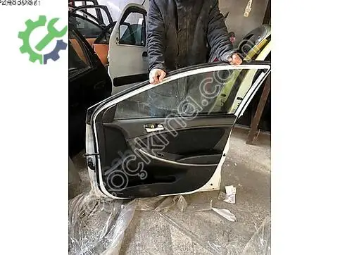 Suzuki SA Sağ Ön Kapı çıkma parça