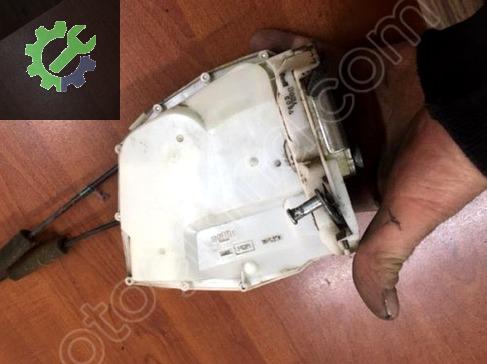 Suzuki Swift Sol Arka Kapı Kilidi çıkma parça